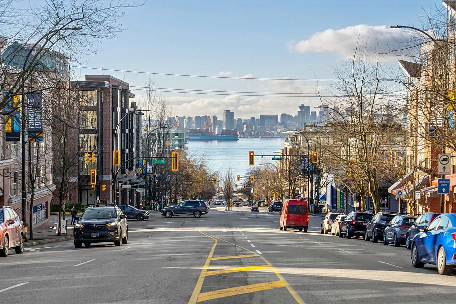 C3 332 Lonsdale Avenue North Vancouver, BC - 16