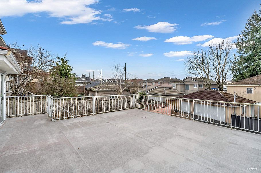 2068 Scarboro Avenue Vancouver, BC - 30