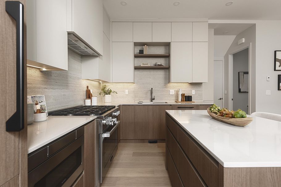 2 2635 W 12th Avenue Vancouver, BC - 8