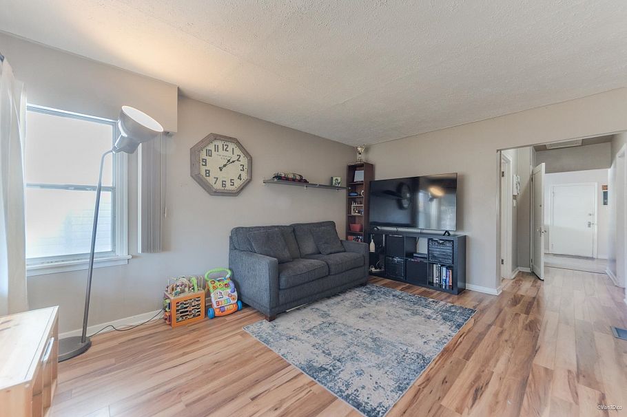 4736 Knight Street Vancouver, BC - 4