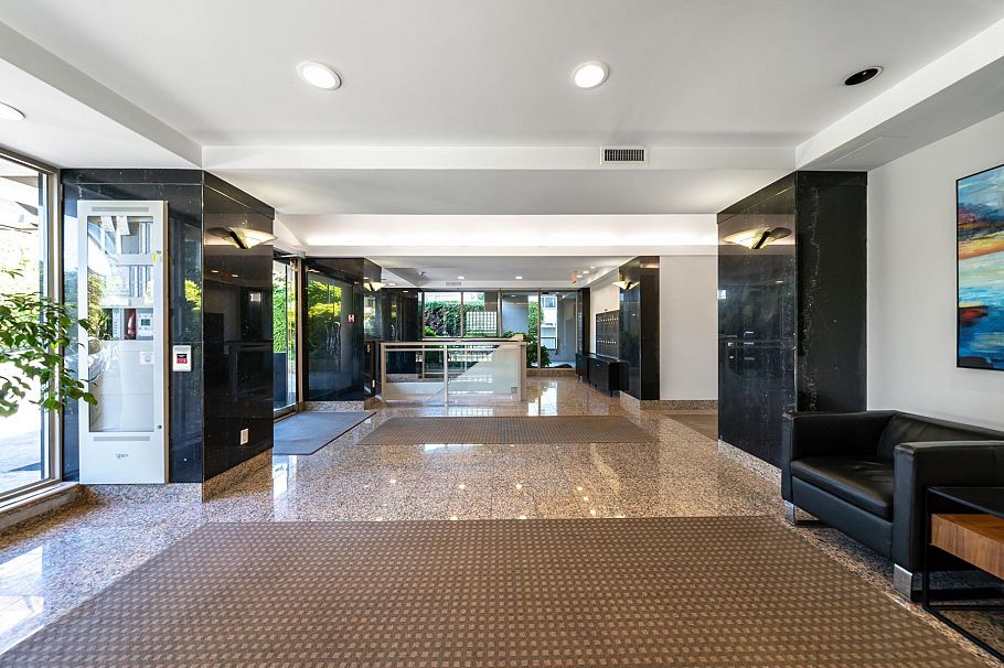 901 5850 Balsam Street Vancouver, BC - 3