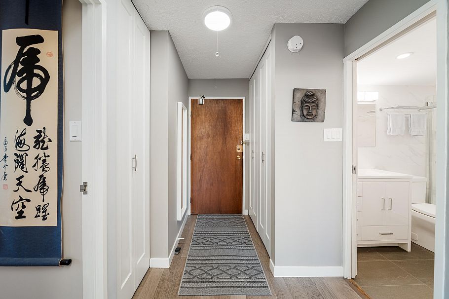 1501 1740 Comox Street Vancouver, BC - 15