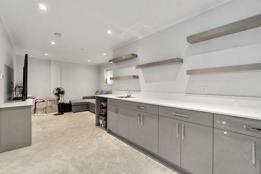 2577 Parker Street Vancouver, BC - 29