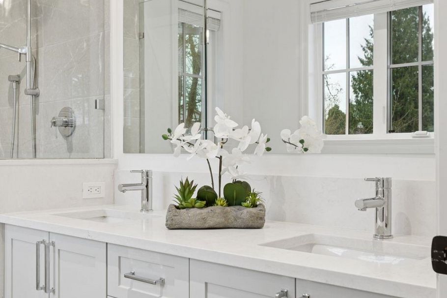 2975 W 15th Avenue Vancouver, BC - 24