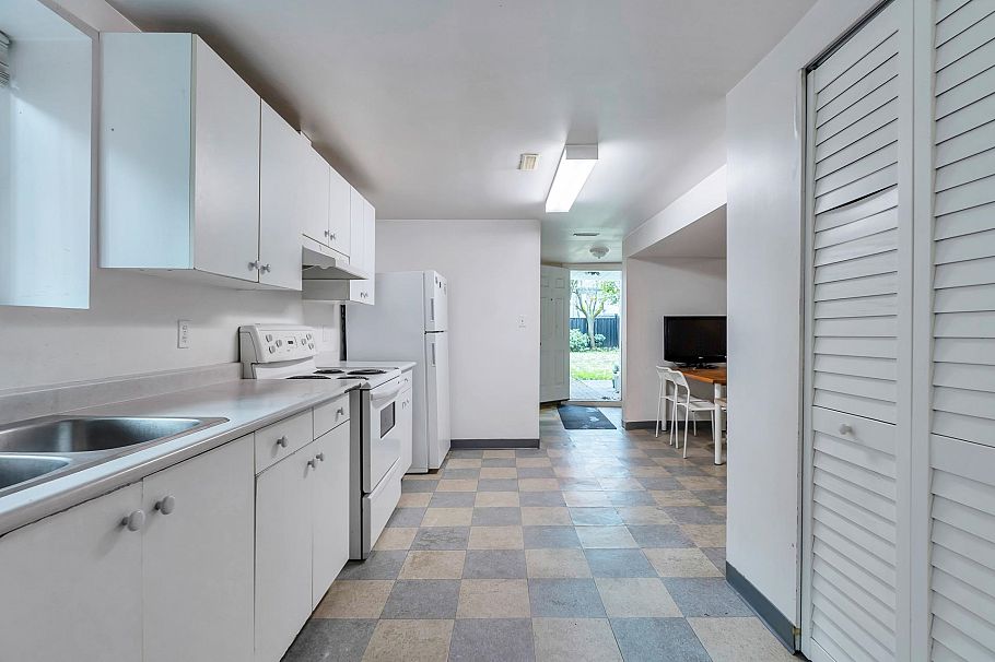 3242 Venables Street Vancouver, BC - 20