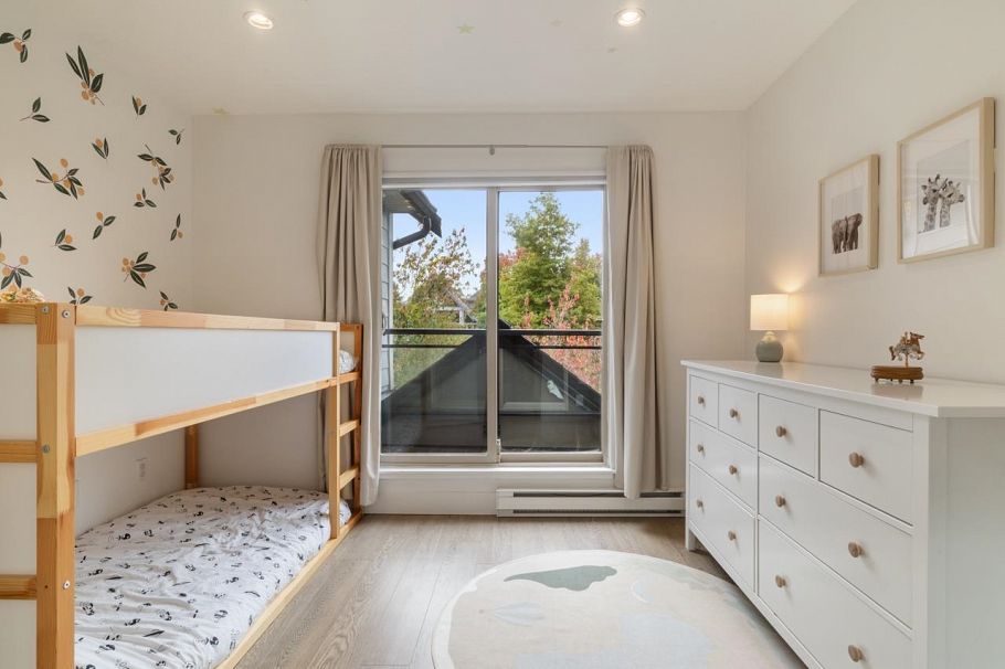 308 755 W 15th Avenue Vancouver, BC - 17