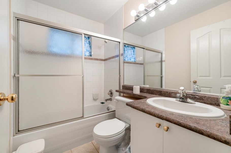 3632 E 28th Avenue Vancouver, BC - 24