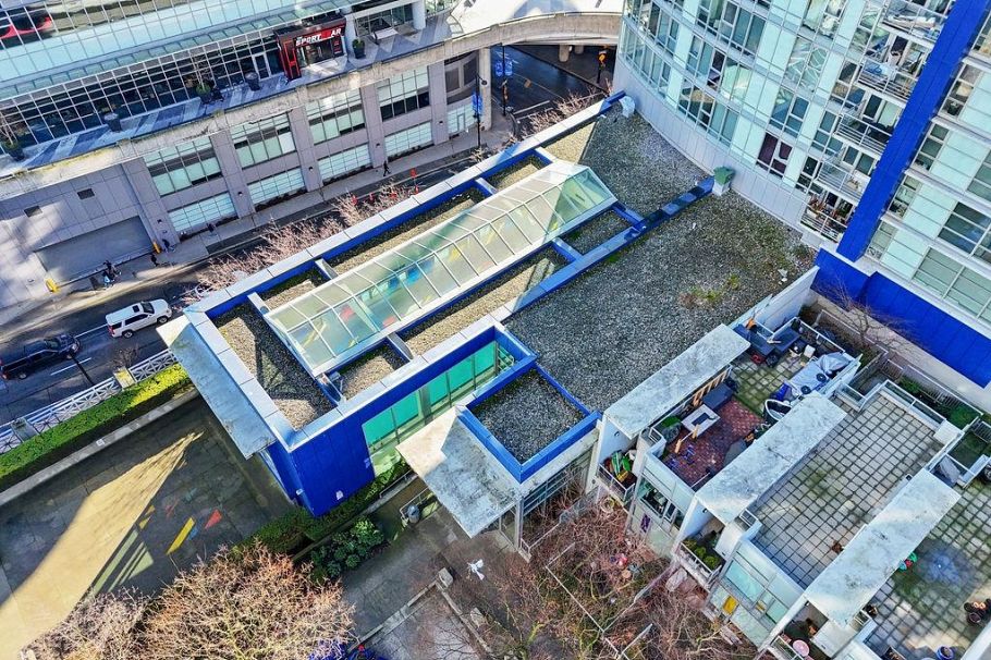 2205 111 W Georgia Street Vancouver, BC - 22