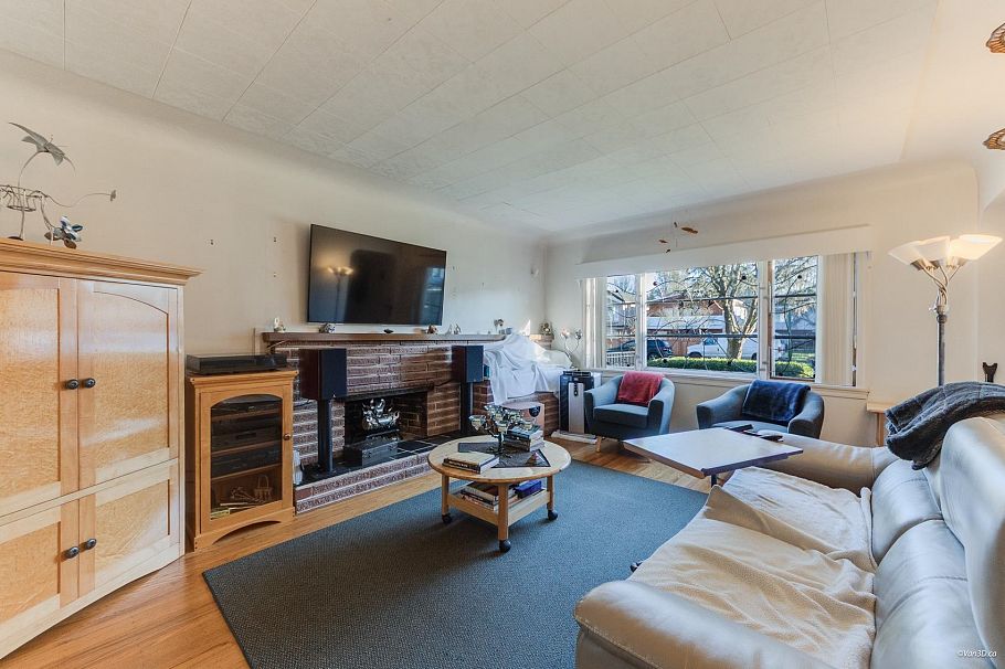 4791 Culloden Street Vancouver, BC - 5