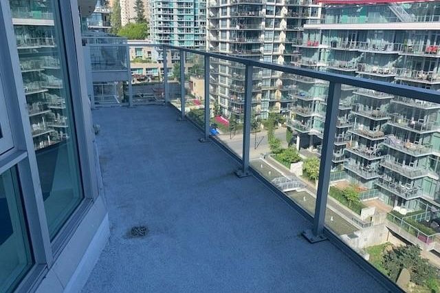 904 175 Victory Ship Way North Vancouver, BC - 11