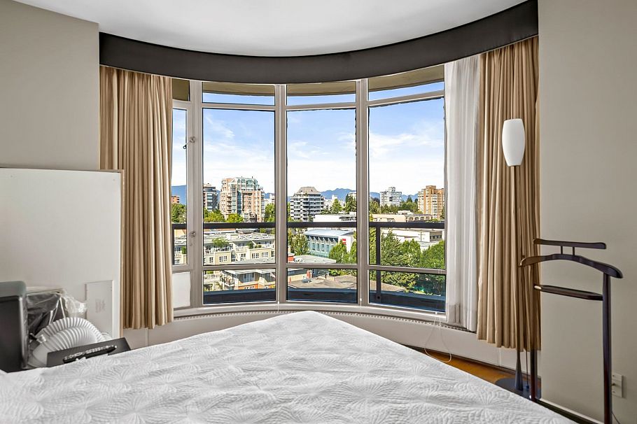 901 5850 Balsam Street Vancouver, BC - 18