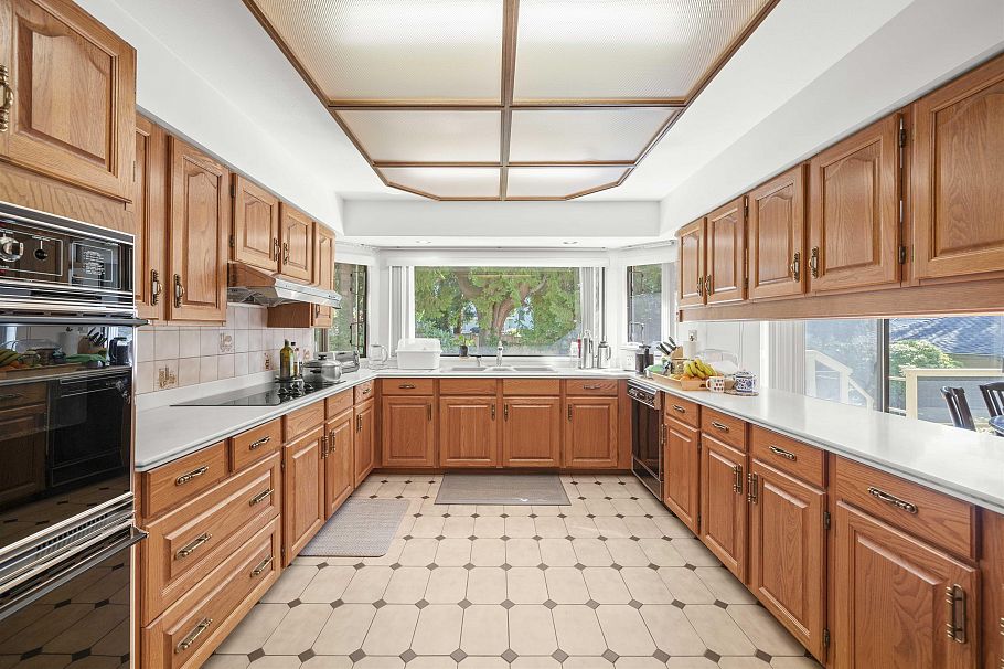 6668 Selkirk Street Vancouver, BC - 6