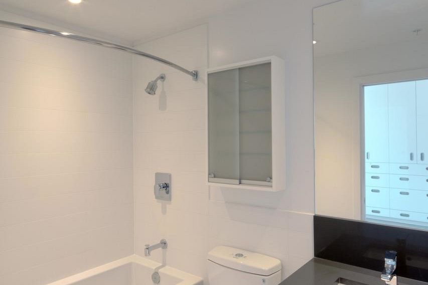 PH8 955 E Hastings Street Vancouver, BC - 7