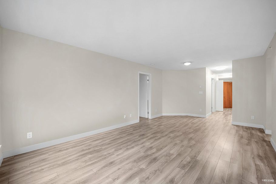 703 1323 Homer Street Vancouver, BC - 3