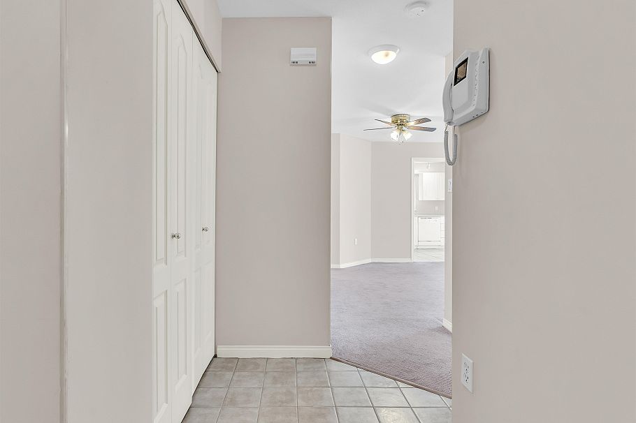 413 2059 Chesterfield Avenue North Vancouver, BC - 27