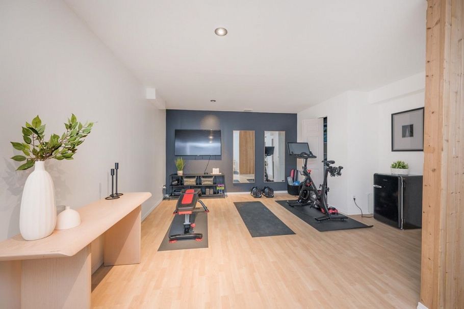 3338 Mahon Avenue North Vancouver, BC - 23