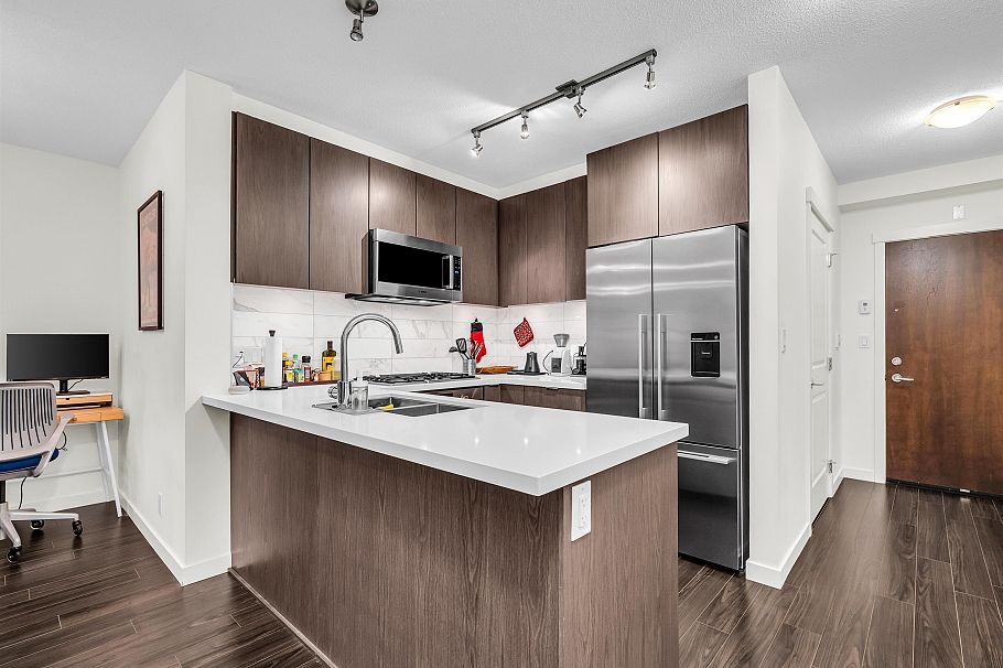 106 3162 Riverwalk Avenue Vancouver, BC - 8