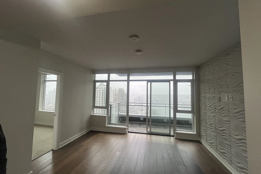 2806 1372 Seymour Street Vancouver, BC - 5