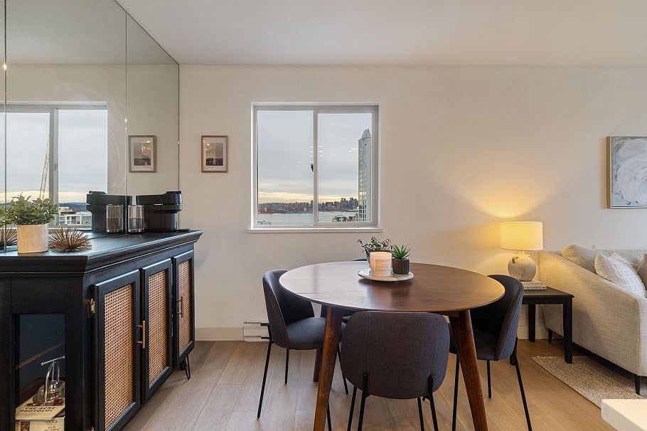 905 110 W 4th Street North Vancouver, BC - 21