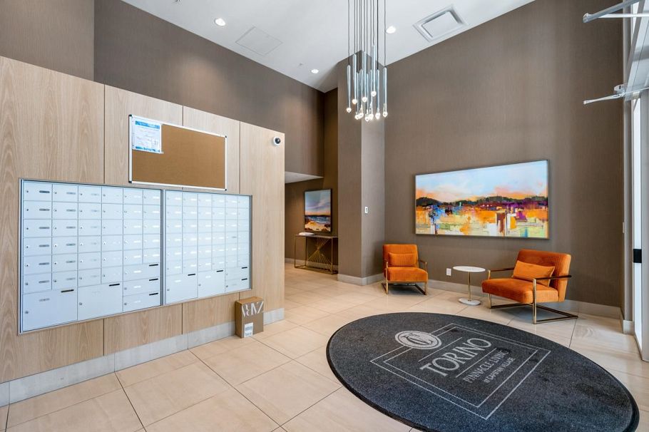 919 8699 Hazelbridge Way Richmond, BC - 16