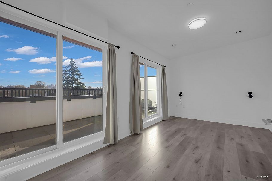 5140 Slocan Street Vancouver, BC - 10