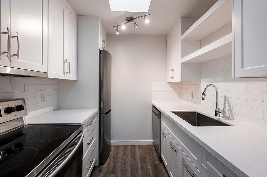 403 1147 Nelson Street Vancouver, BC - 15