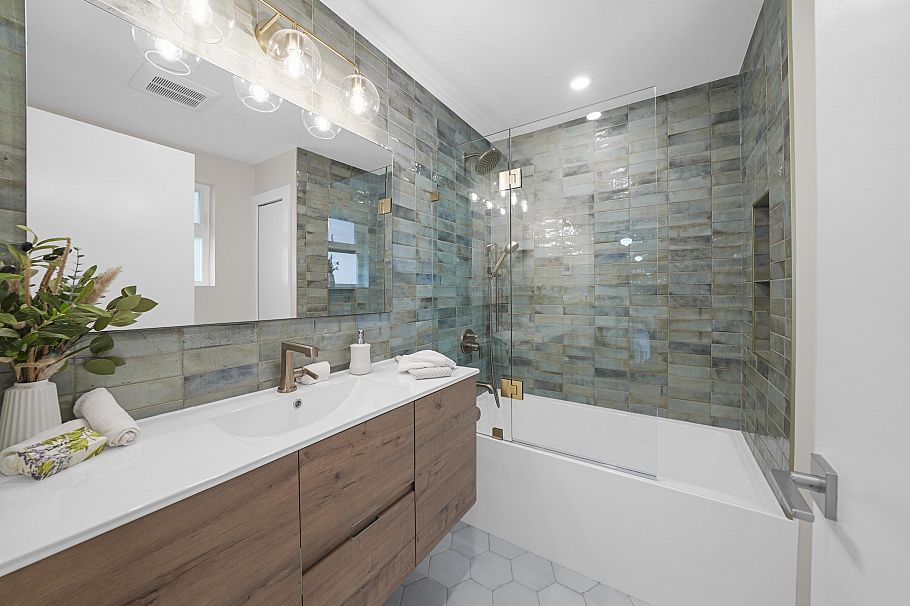 1412 Hope Road North Vancouver, BC - 25