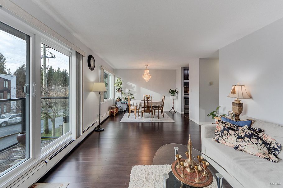 208 156 W 21st Street North Vancouver, BC - 8