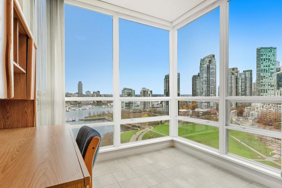 18C 139 Drake Street Vancouver, BC - 9