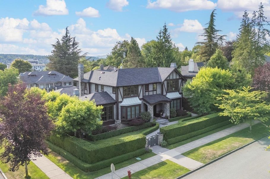 4281 Pine Crescent Vancouver, BC - 2