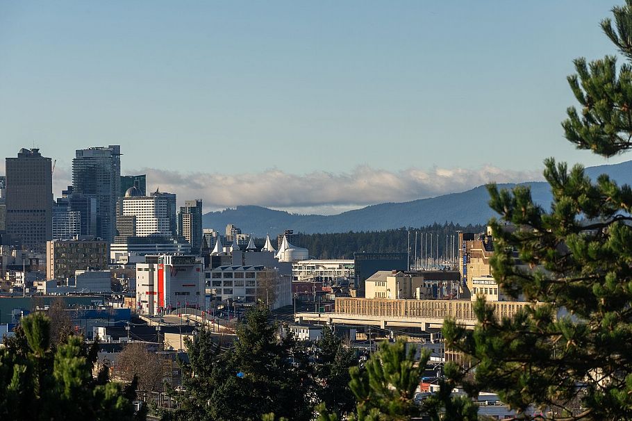 503 1833 Frances Street Vancouver, BC - 30