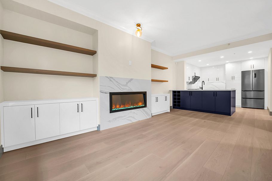 6018 Chancellor Mews Vancouver, BC - 6