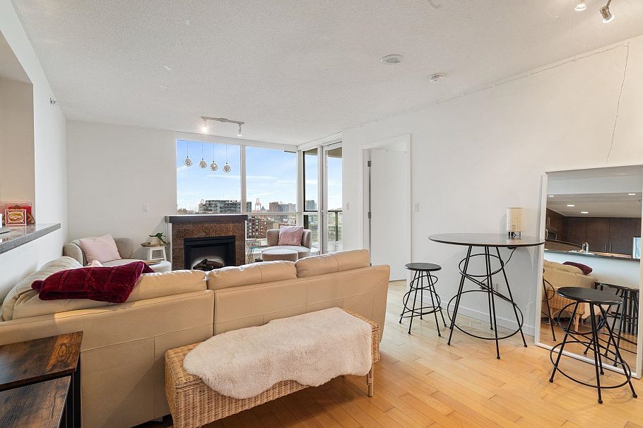 1702 125 Milross Avenue Vancouver, BC - 5