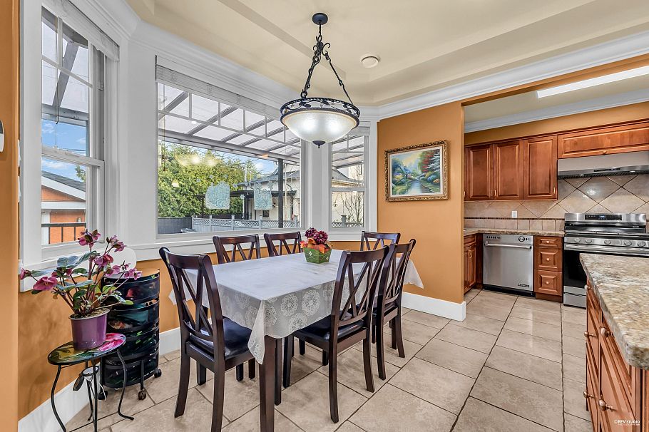 2139 W 22nd Avenue Vancouver, BC - 14