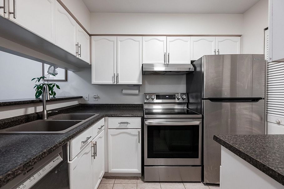 503 1833 Frances Street Vancouver, BC - 13