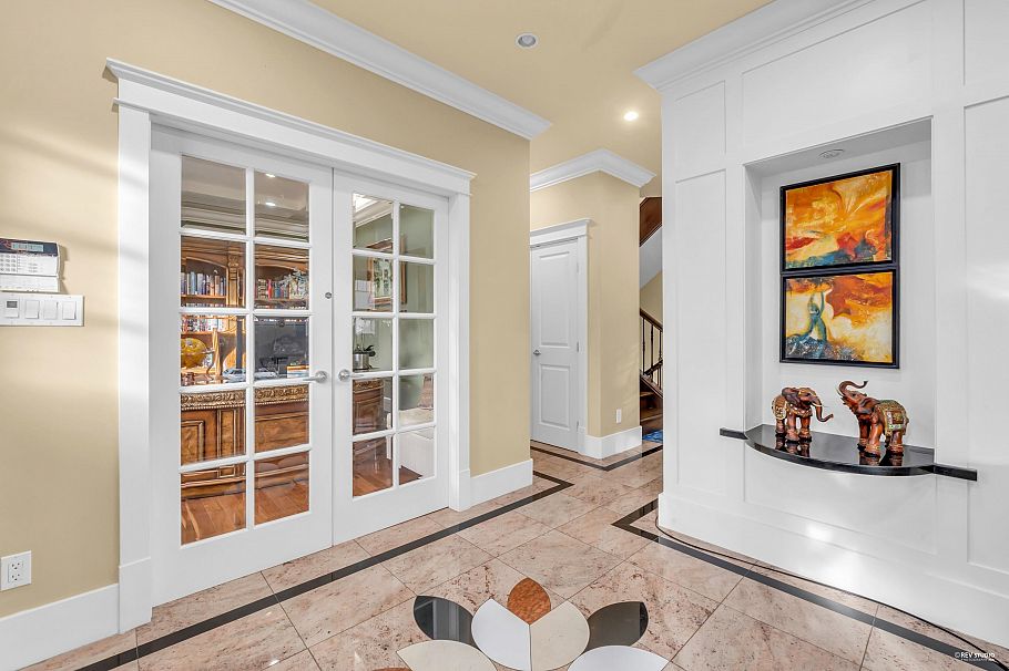 2139 W 22nd Avenue Vancouver, BC - 2