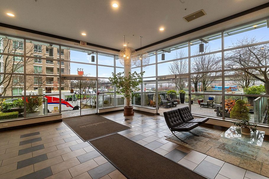 1702 125 Milross Avenue Vancouver, BC - 25