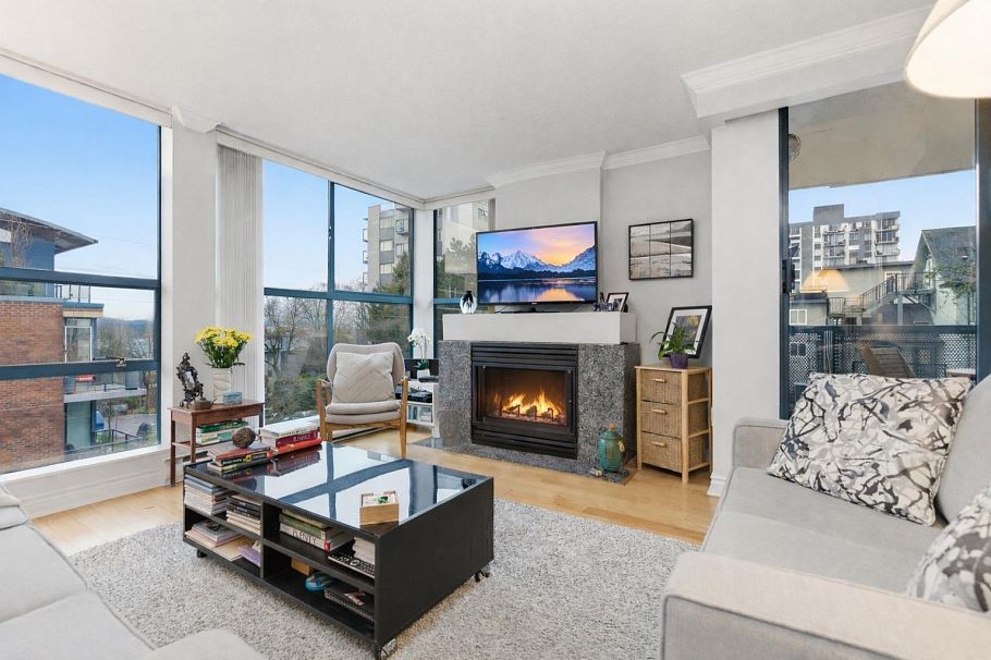 203 2405 W 2nd Avenue Vancouver, BC - 3