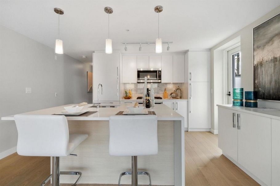 2512 Fraser Street Vancouver, BC - 19