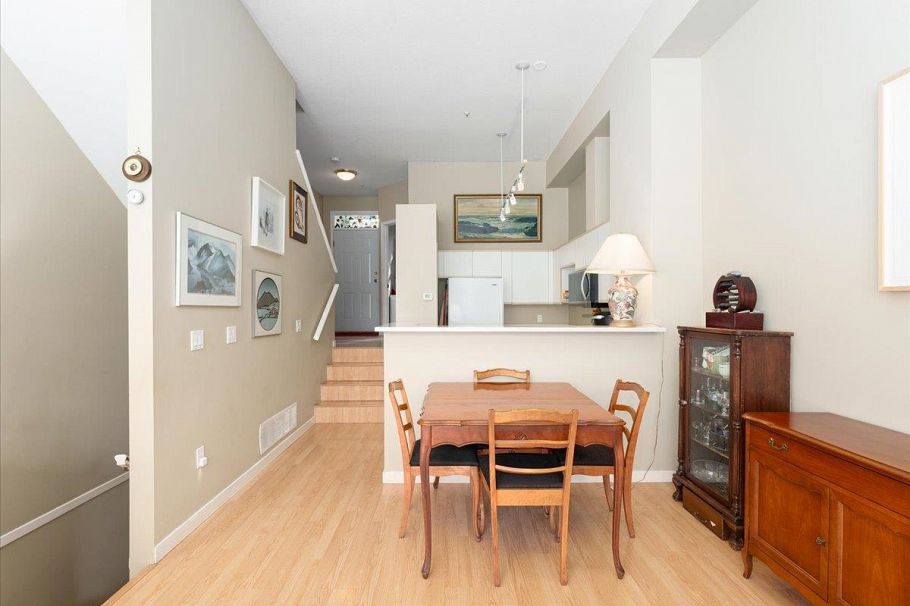 5 3588 Whitney Place Vancouver, BC - 6