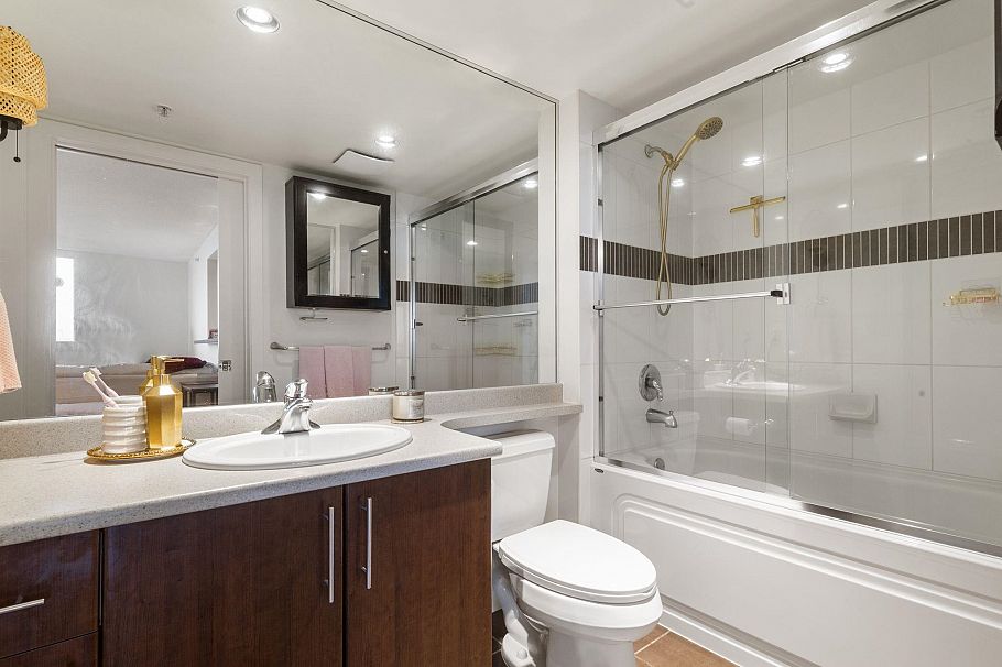 1702 125 Milross Avenue Vancouver, BC - 15