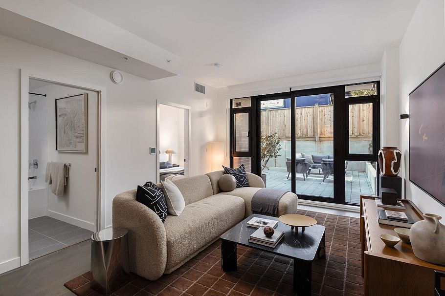 103 8398 Oak Street Vancouver, BC - 1