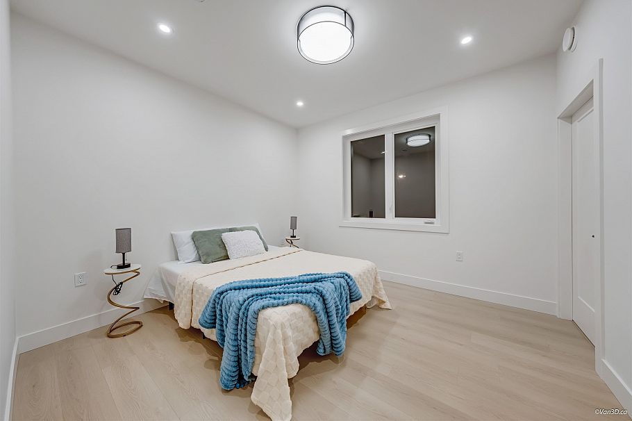 1 6730 Heather Street Vancouver, BC - 14