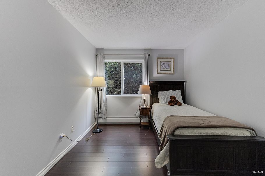 208 156 W 21st Street North Vancouver, BC - 19