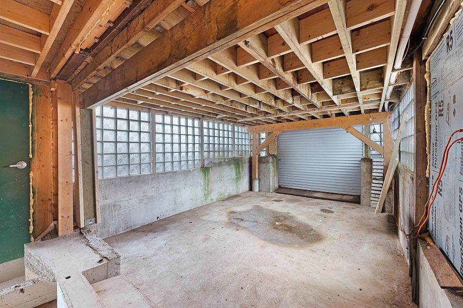 2675 Dundas Street Vancouver, BC - 25