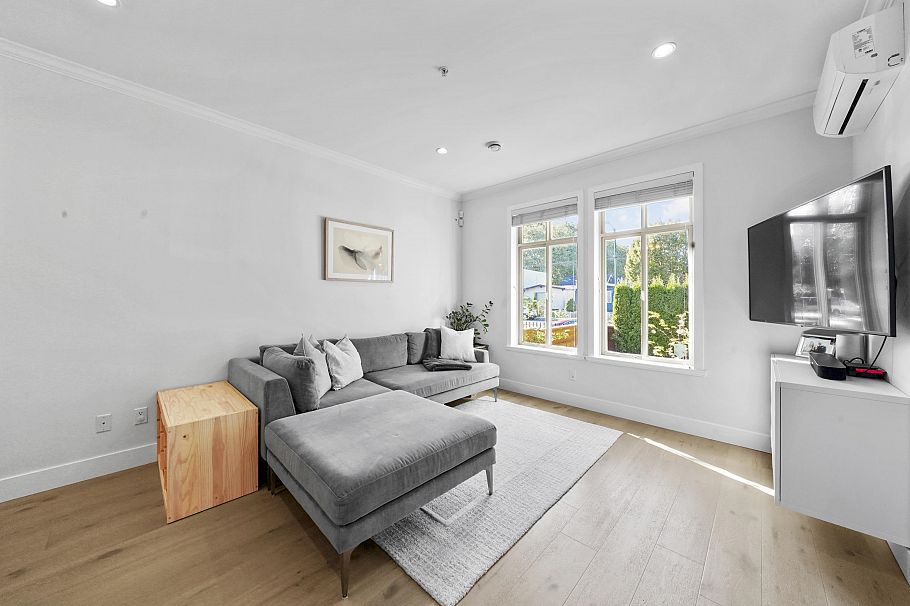 5650 Main Street Vancouver, BC - 3