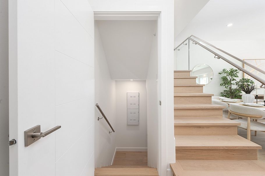 2 2750 W 19th Avenue Vancouver, BC - 18