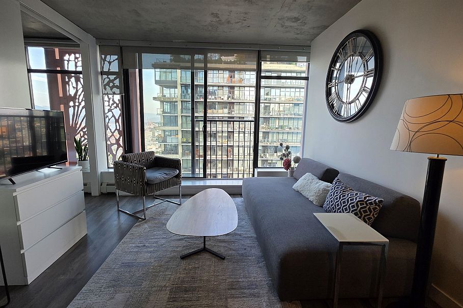 3005 128 W Cordova Street Vancouver, BC - 1