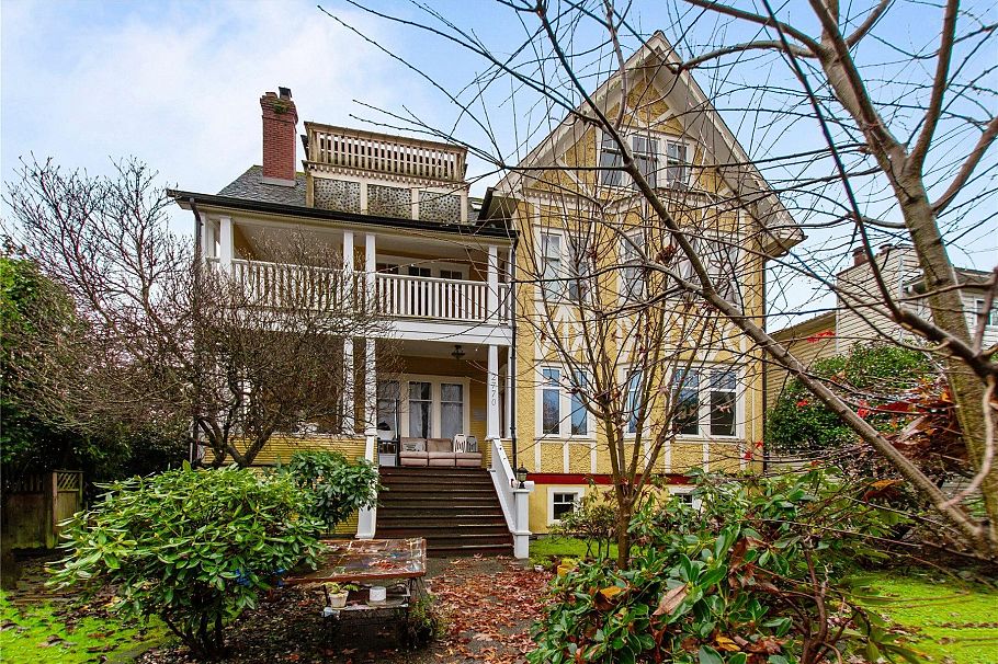 2770 Cambridge Street Vancouver, BC - 3