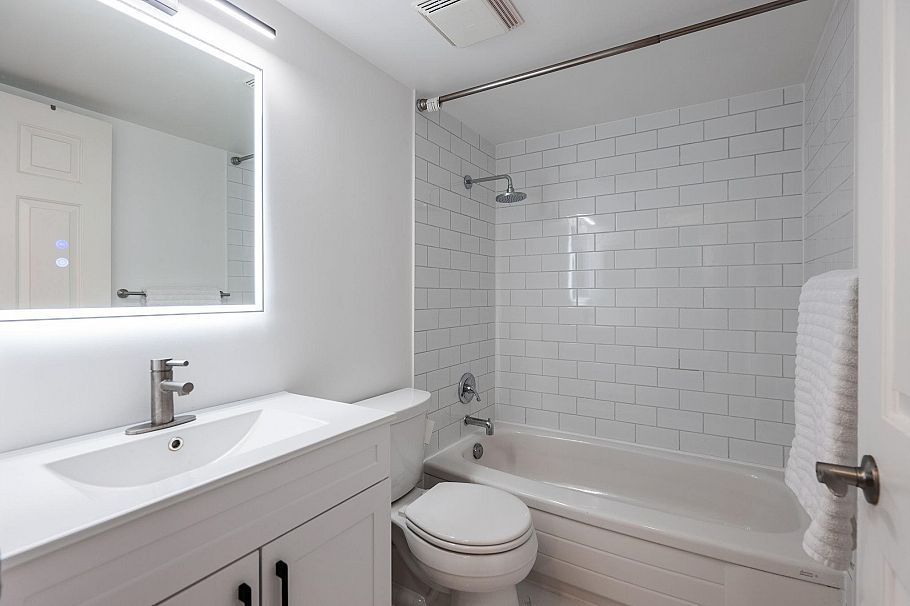 503 1833 Frances Street Vancouver, BC - 24